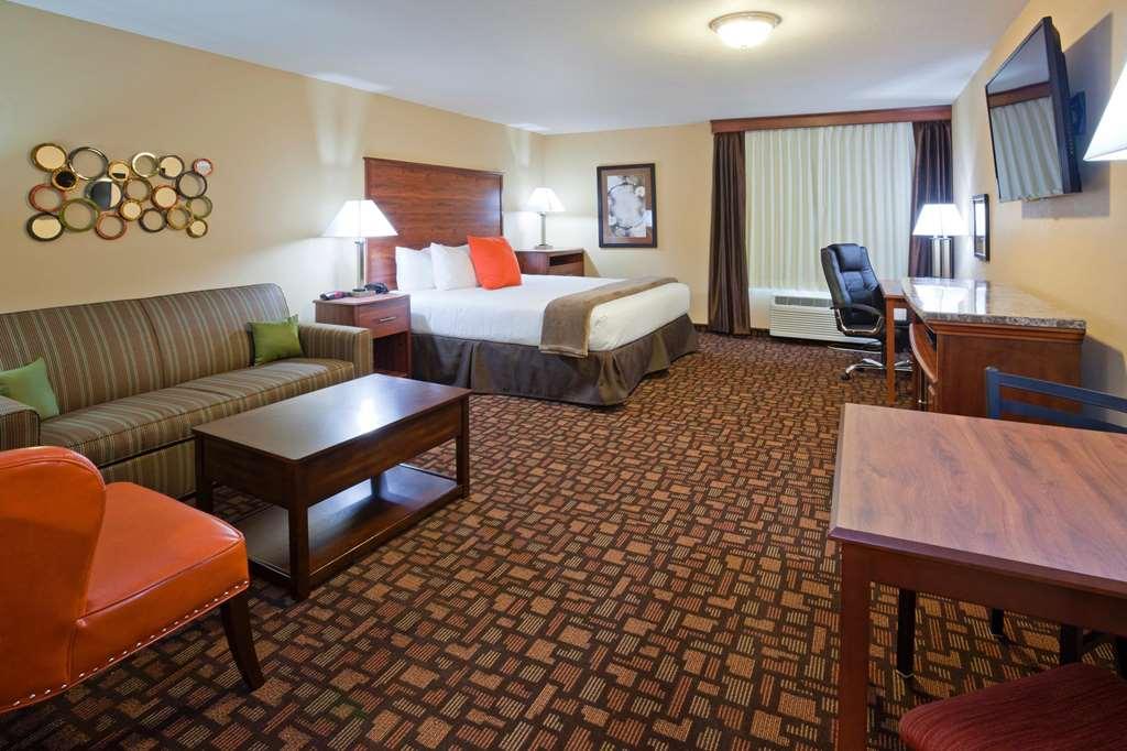 Grand Forks Lodge And Suites Номер фото